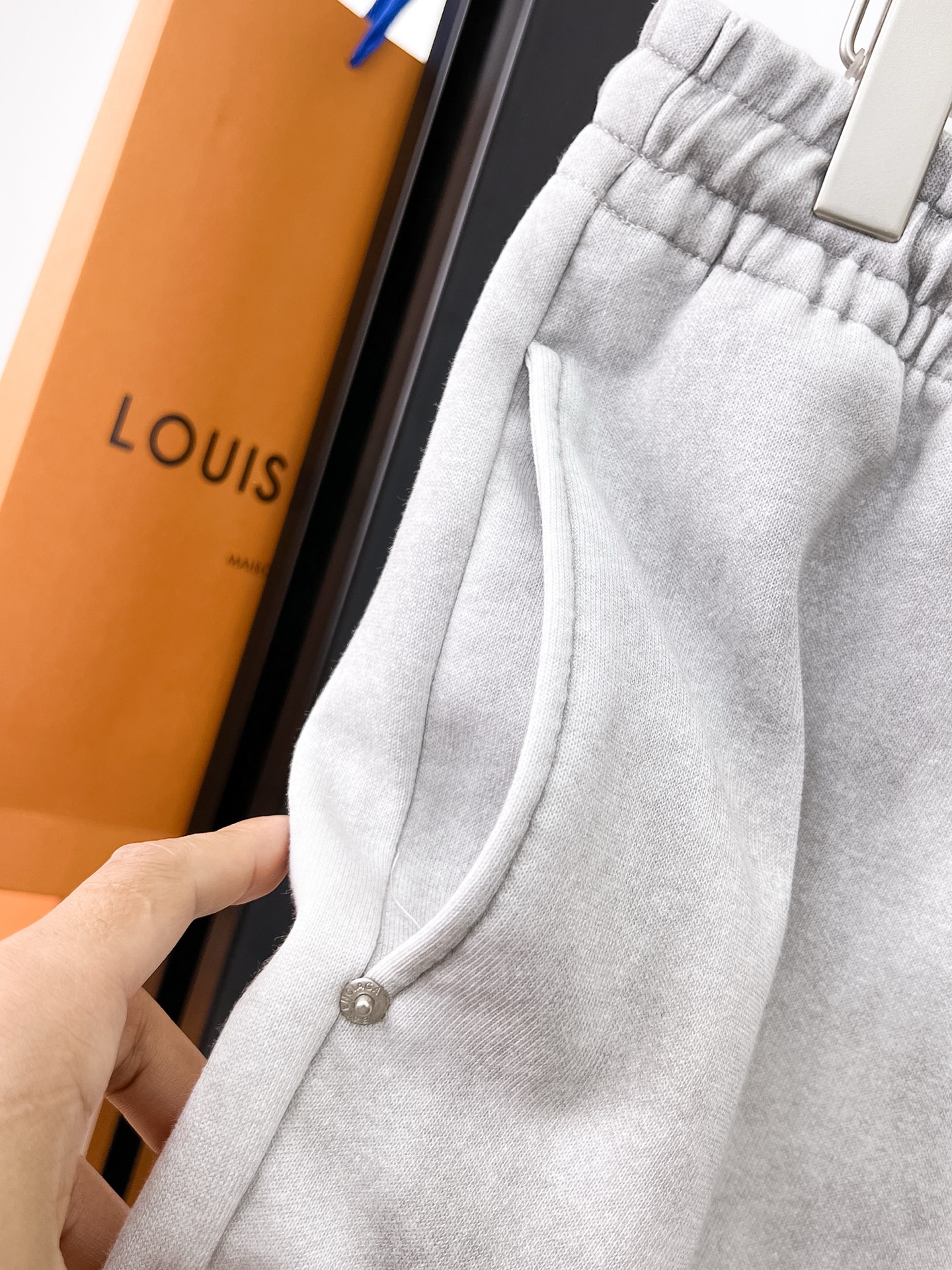 Balenciaga clothing-221