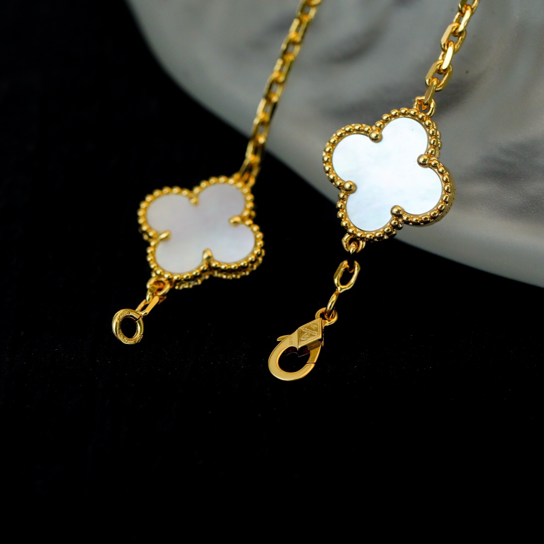 Van Cleef & Arpels Bracelet-76