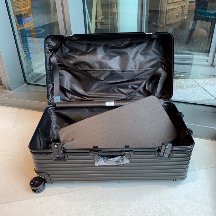 RIMOWA luggage-7