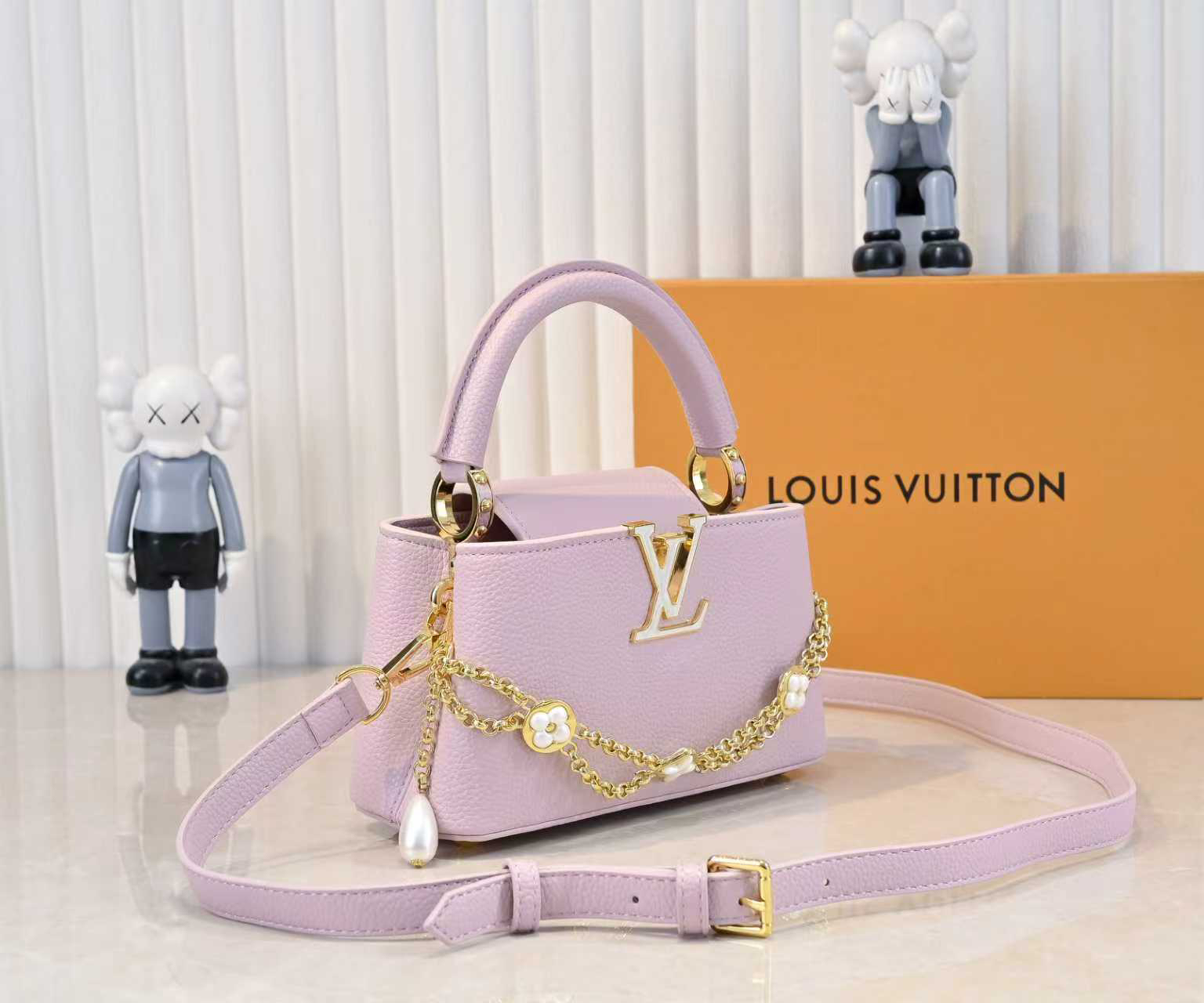 Louis Vuitton Hot New Product-143