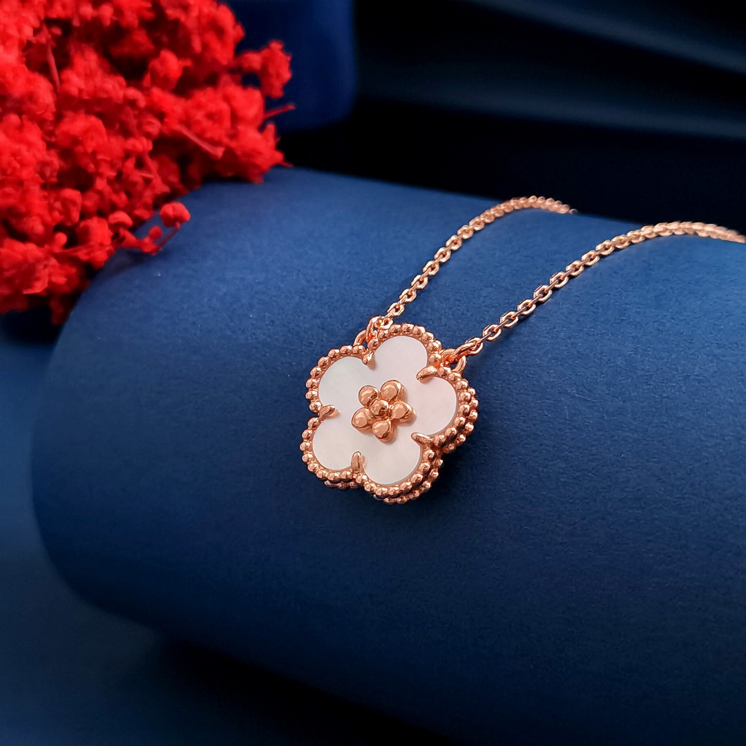 Van Cleef & Arpels necklace-29