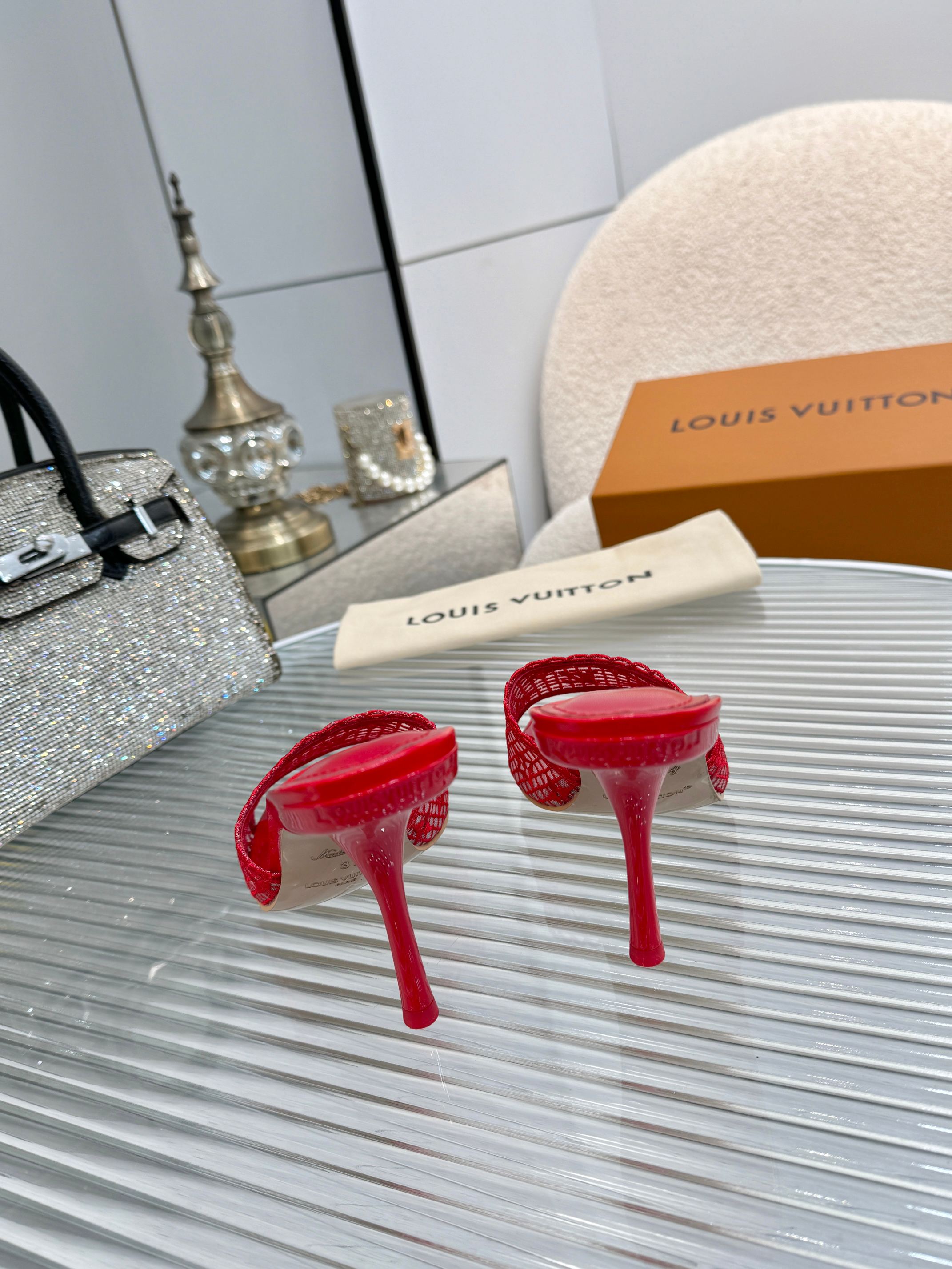 LV Summer footwear