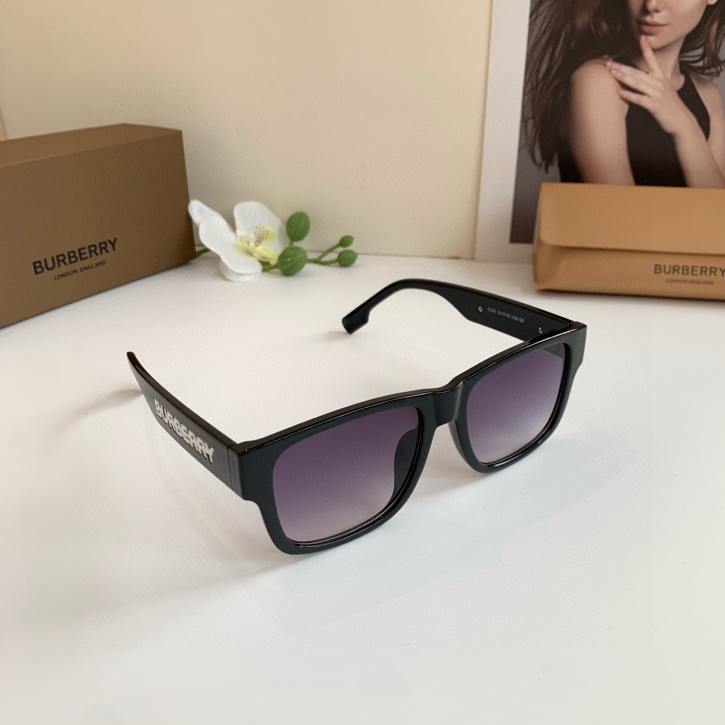 Burberry glasses-75