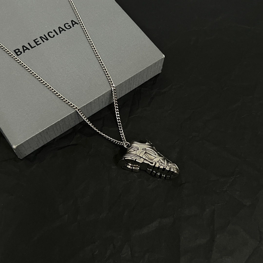 Balenciaga necklace-55