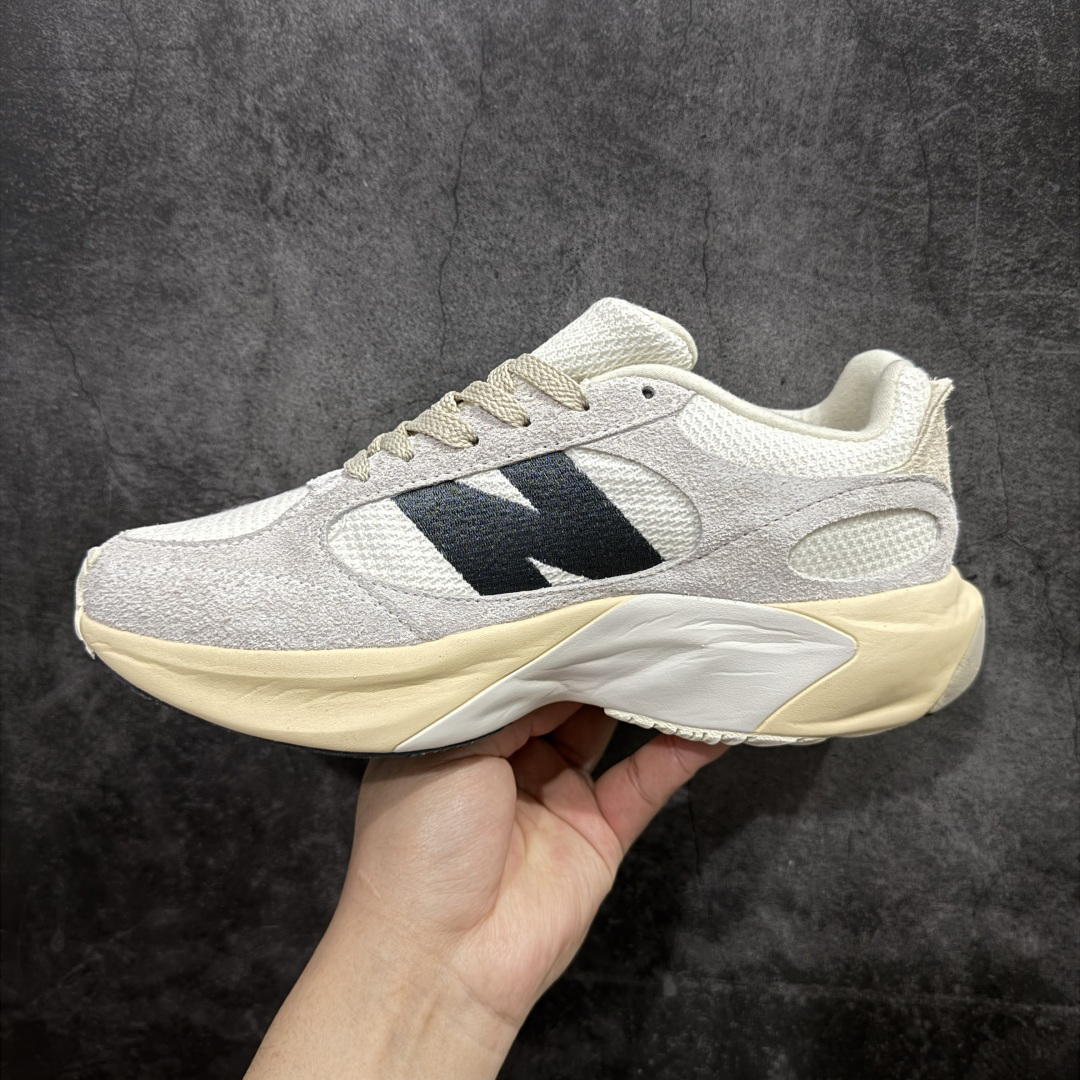 New Balance Sneakers-246