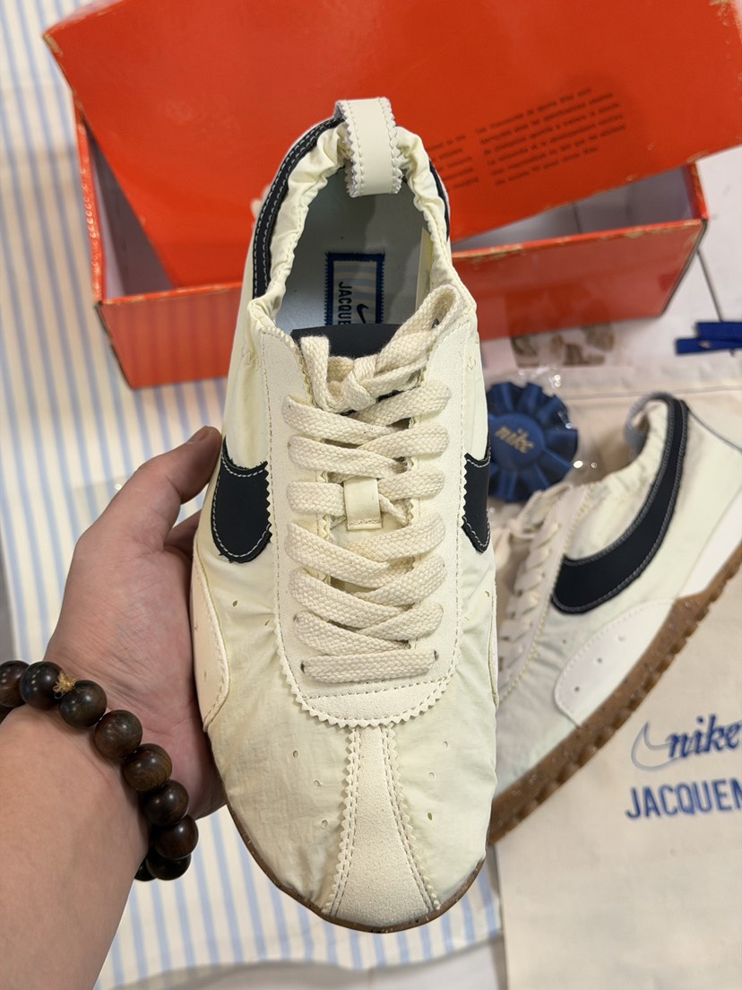 Nike Sneakers-232