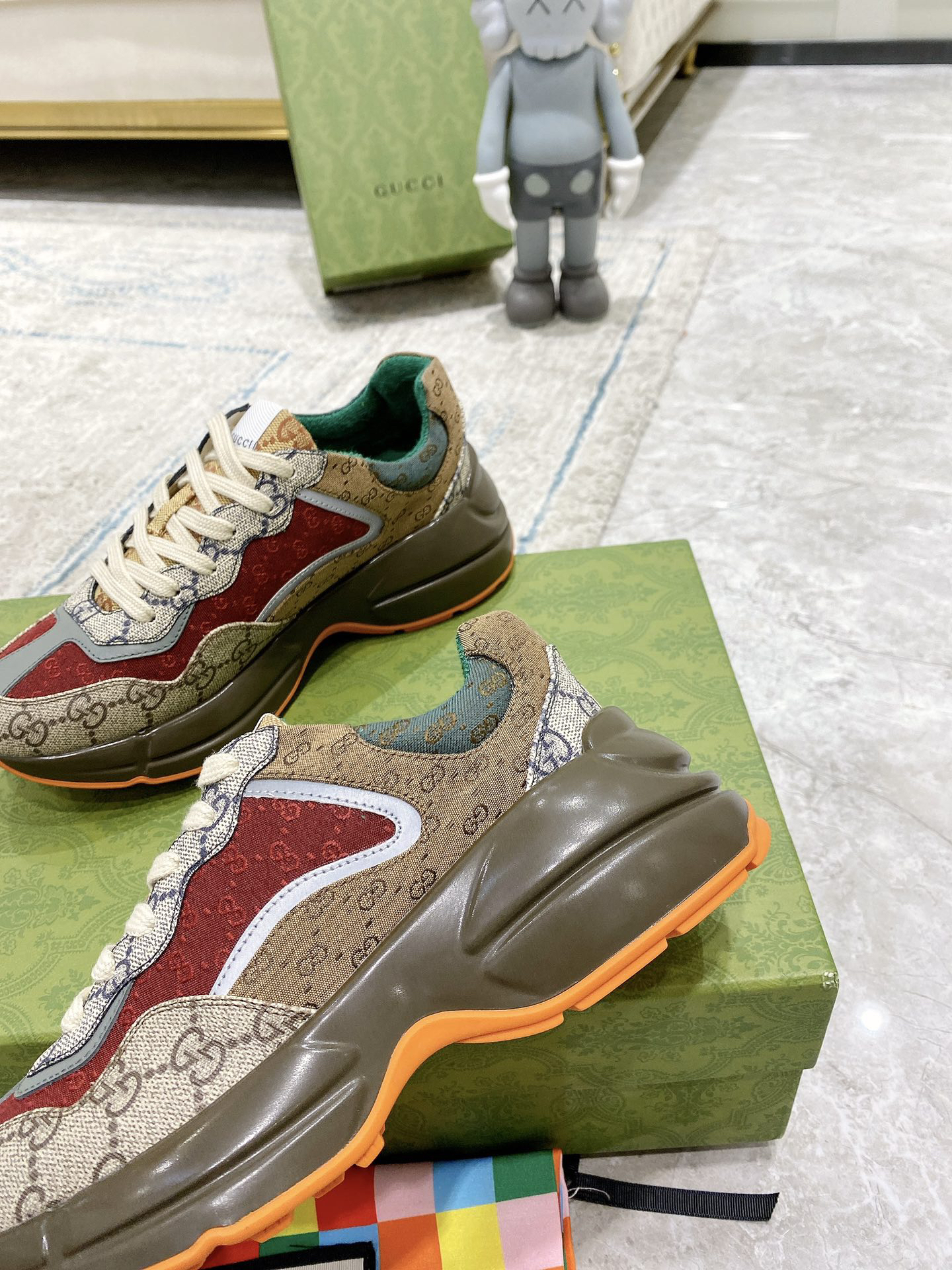 Gucci Sneakers-84