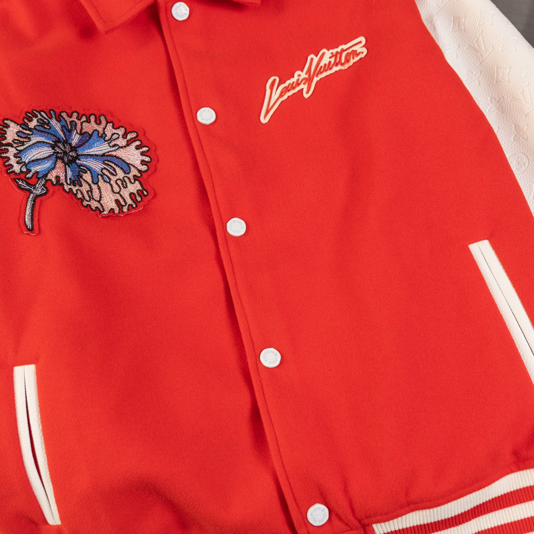 LV Clothing-310