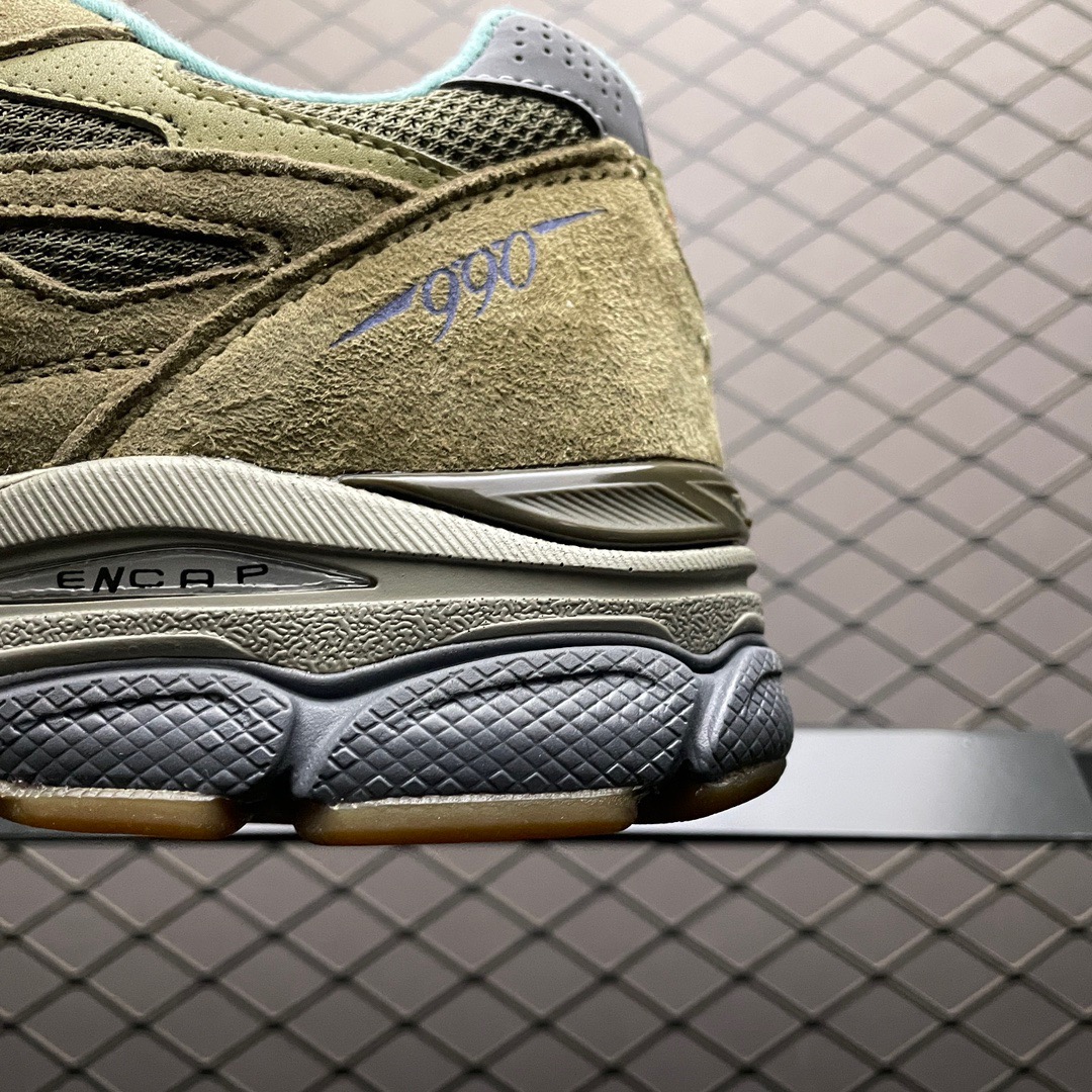 New Balance Sneakers-103