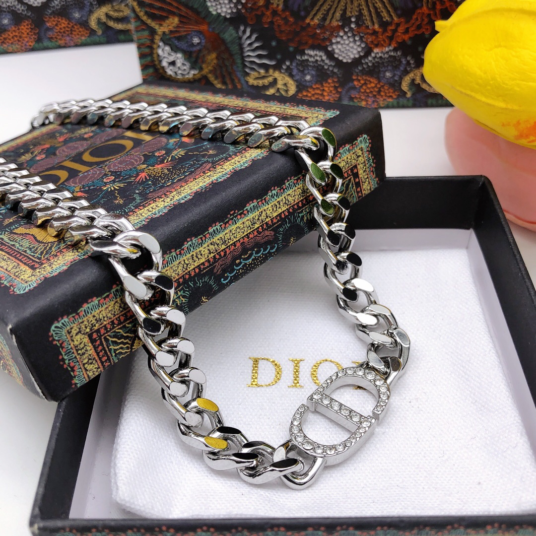 Dior necklace-56