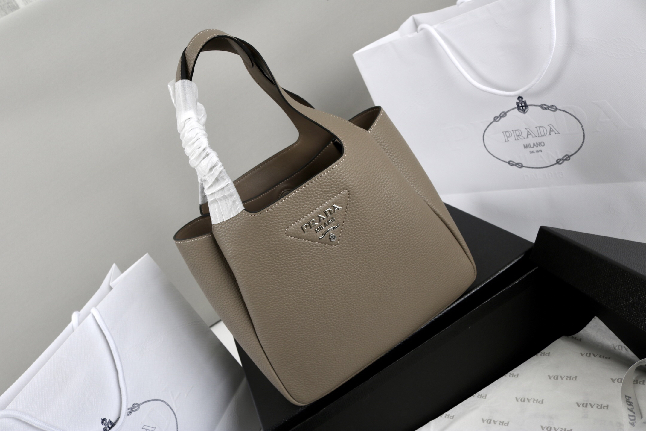 Prada Hot New Product-87