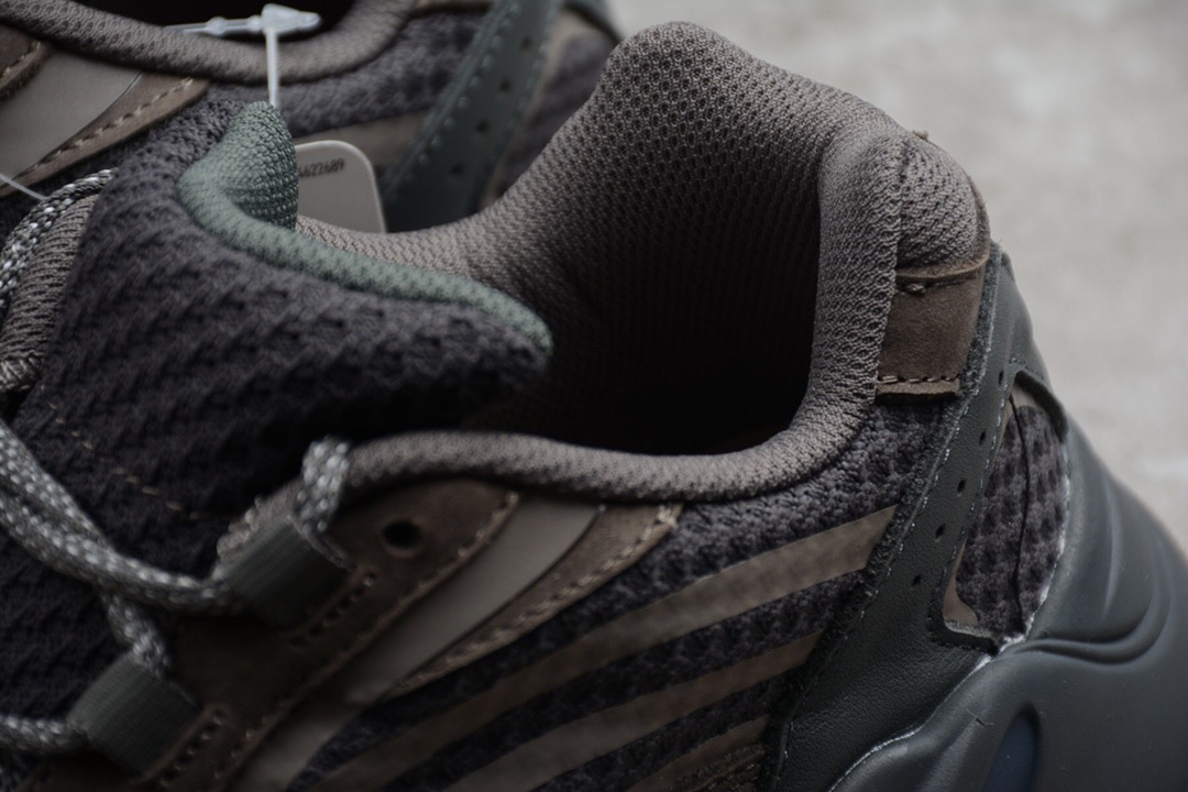 Adidas Sneakers-200