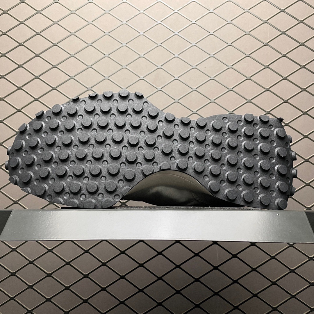 New Balance Sneakers-80