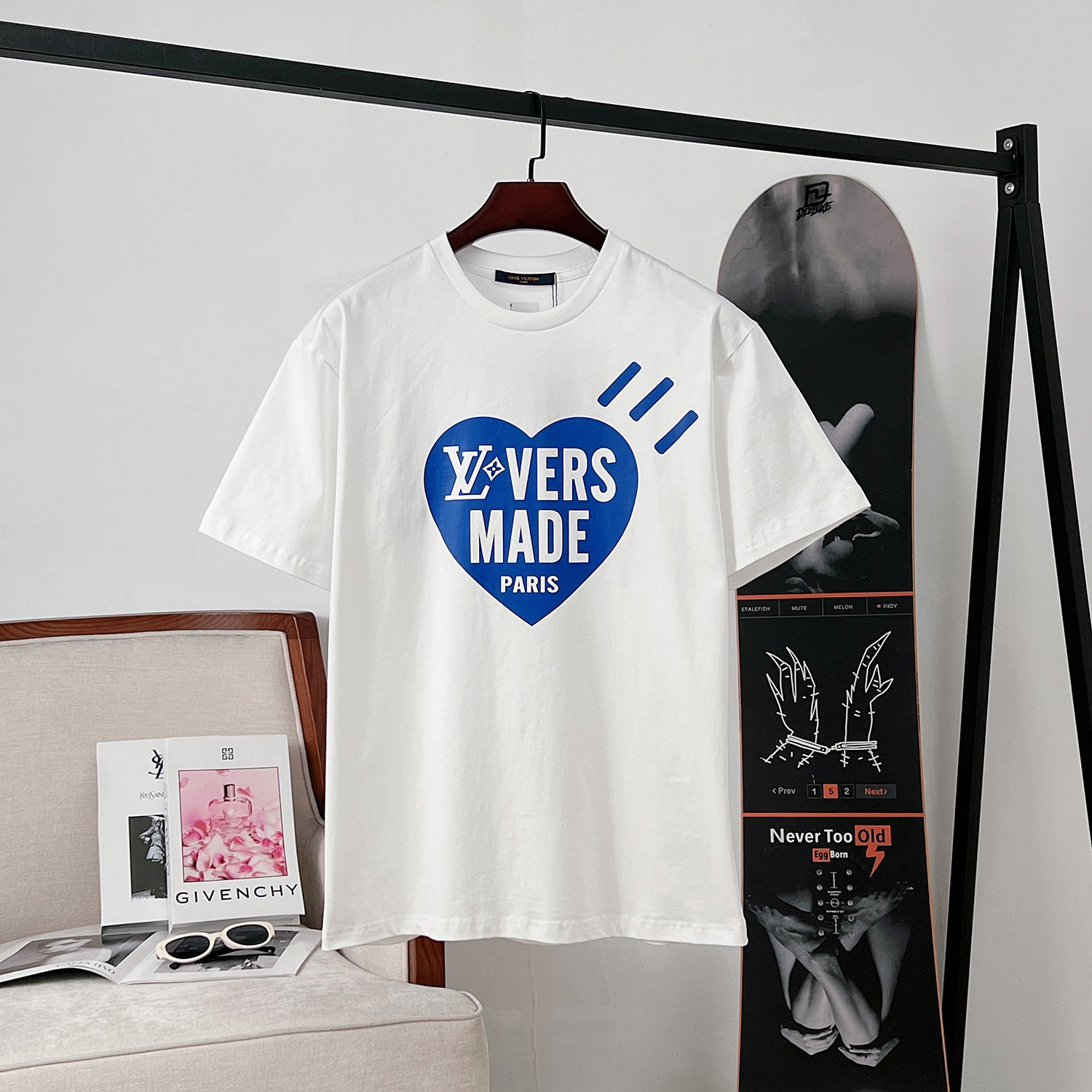 LV clothing-159