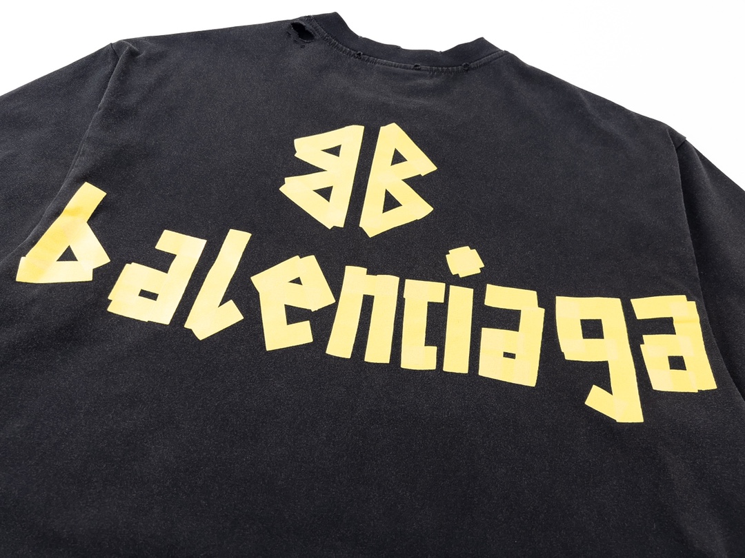 Balenciaga clothing-177