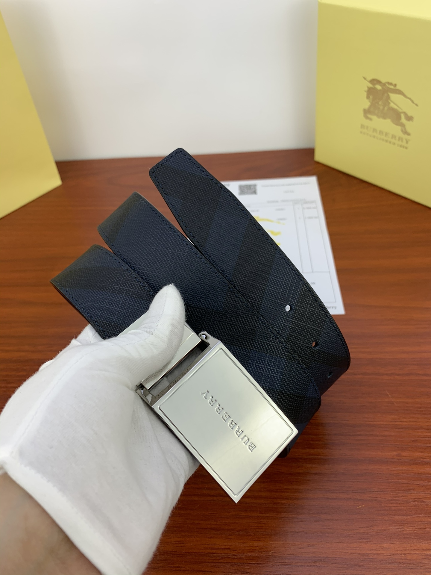 Burberry belt-109