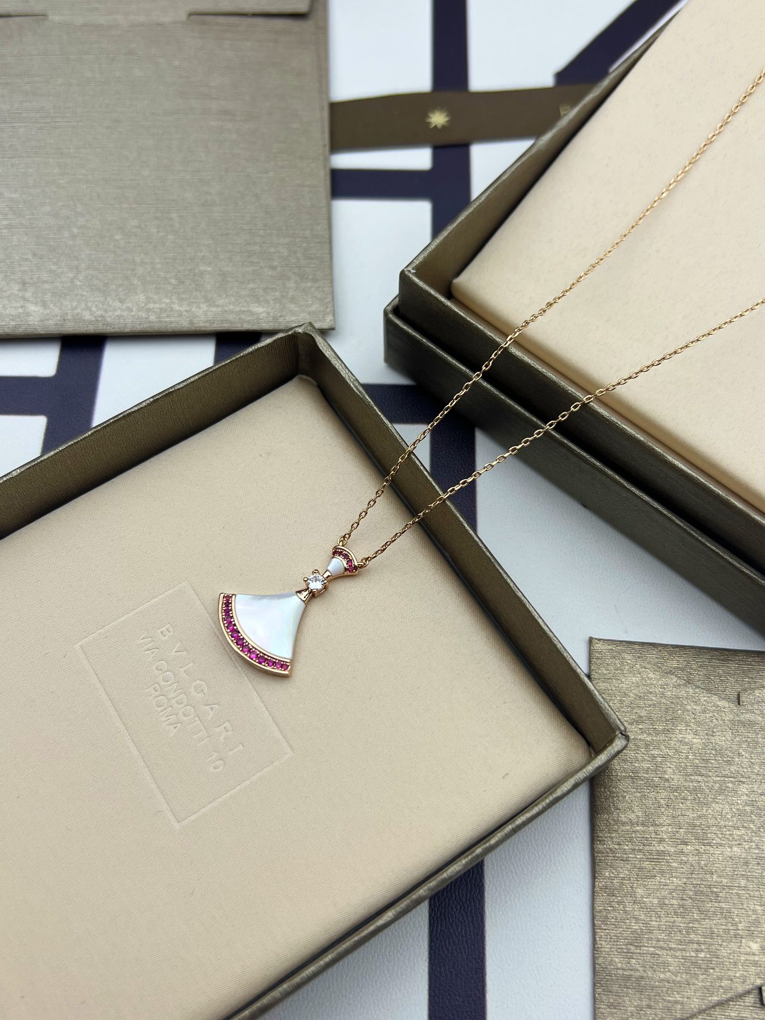 Bottega Veneta necklace-3