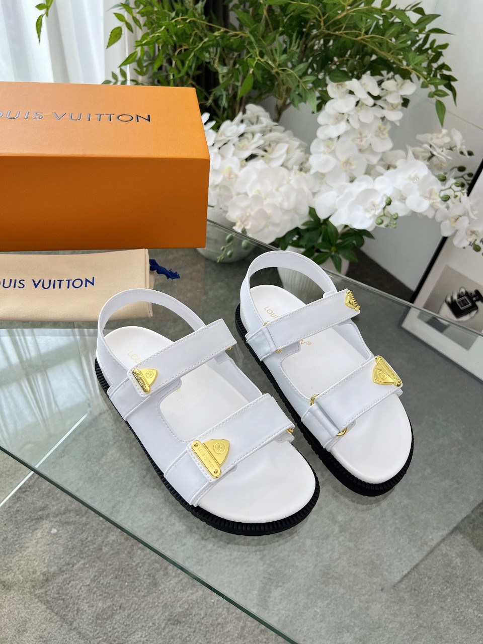 LV Summer footwear