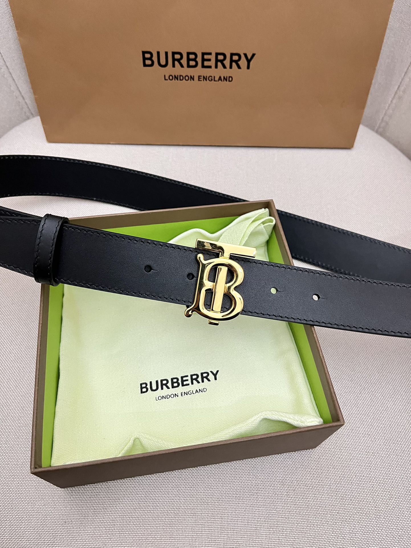Burberry belt-95
