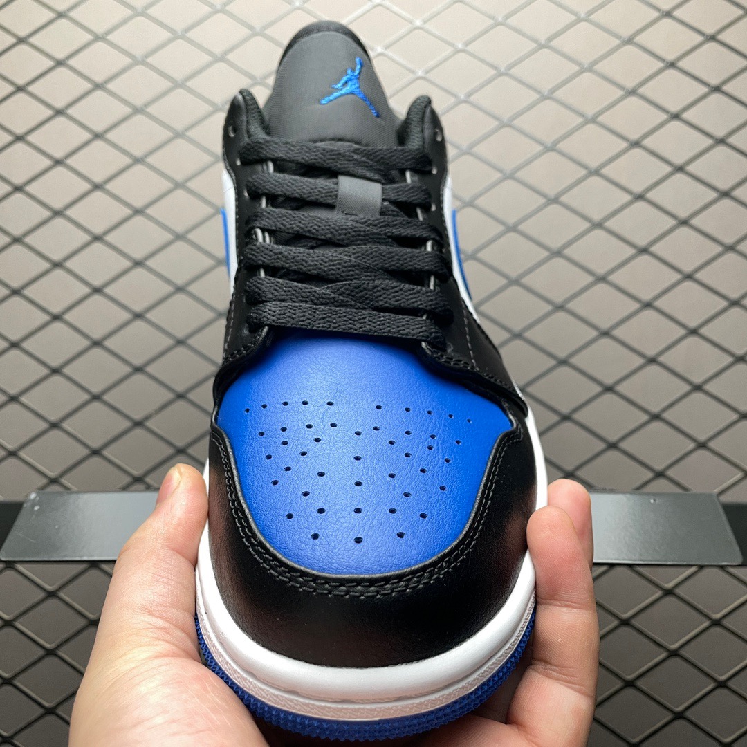Nike Sneakers-197