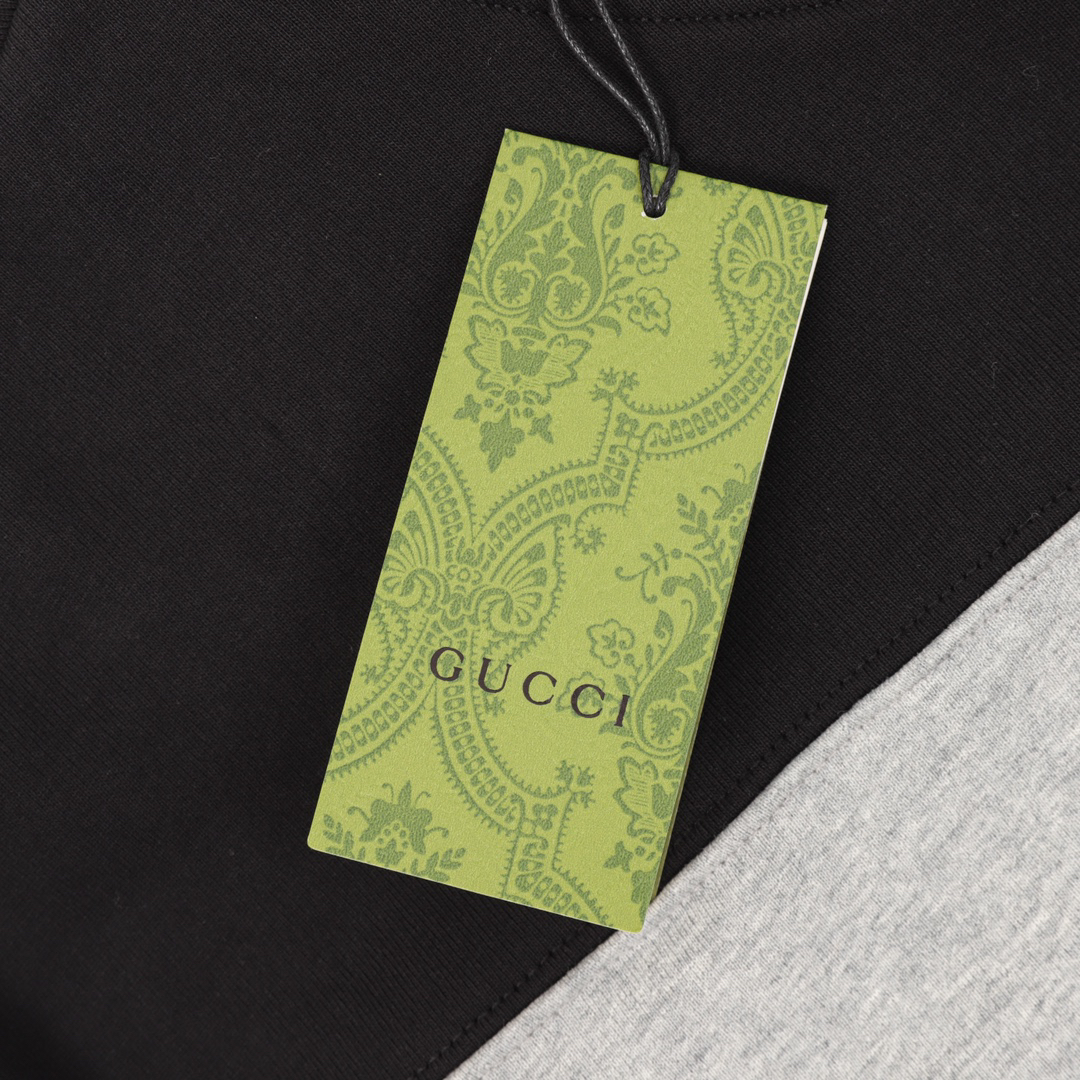 Gucci clothing-157