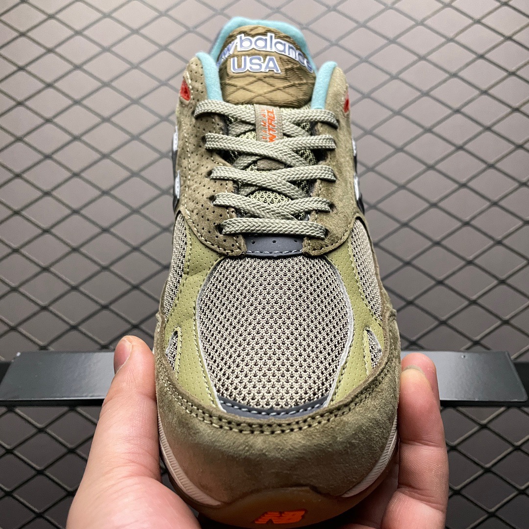 New Balance Sneakers-103