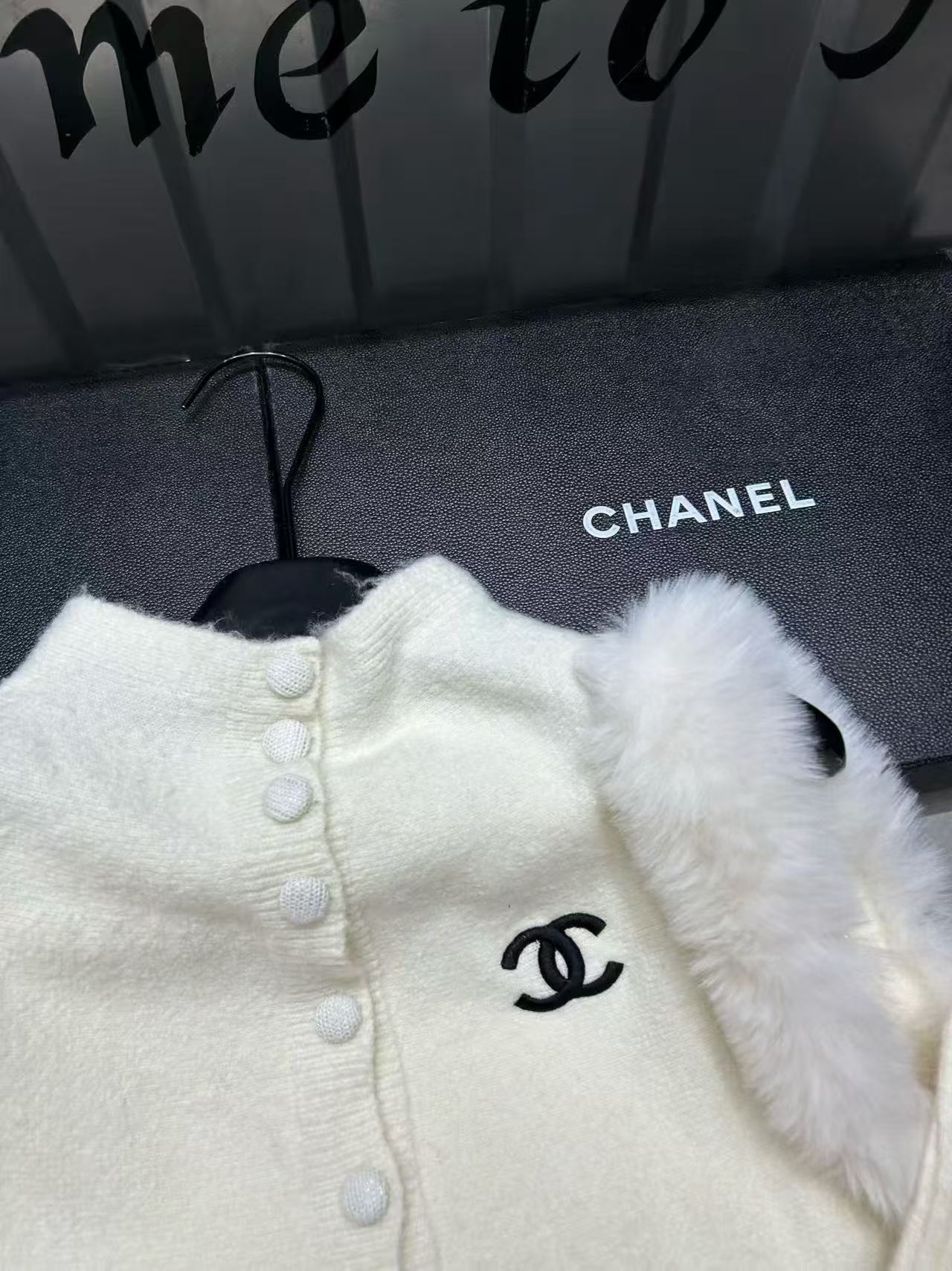 Chanel clothing-113