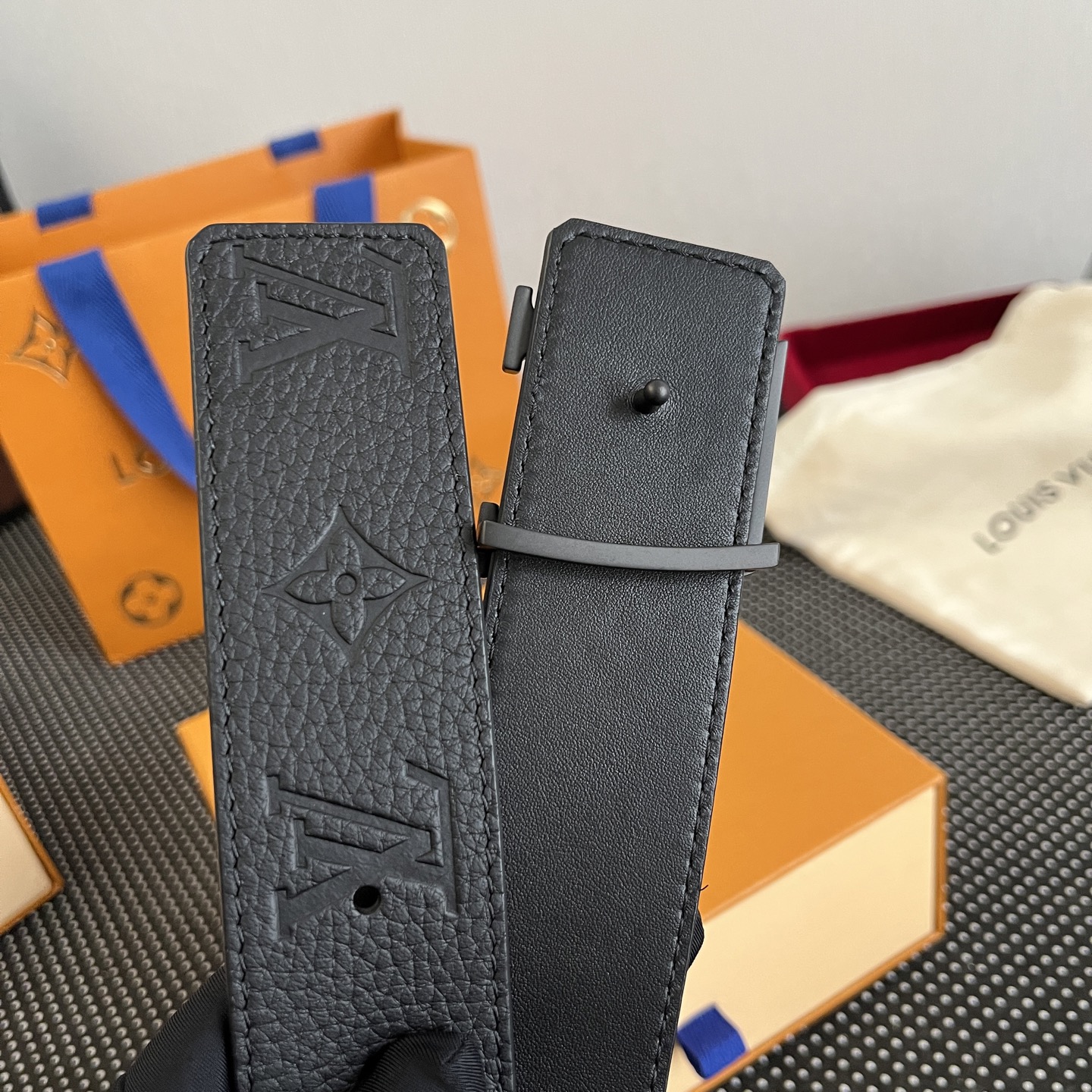 Lv belt-125