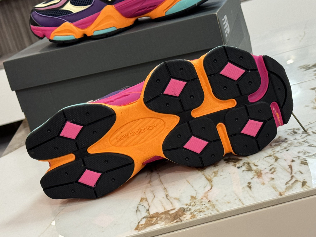 New Balance Sneakers-17