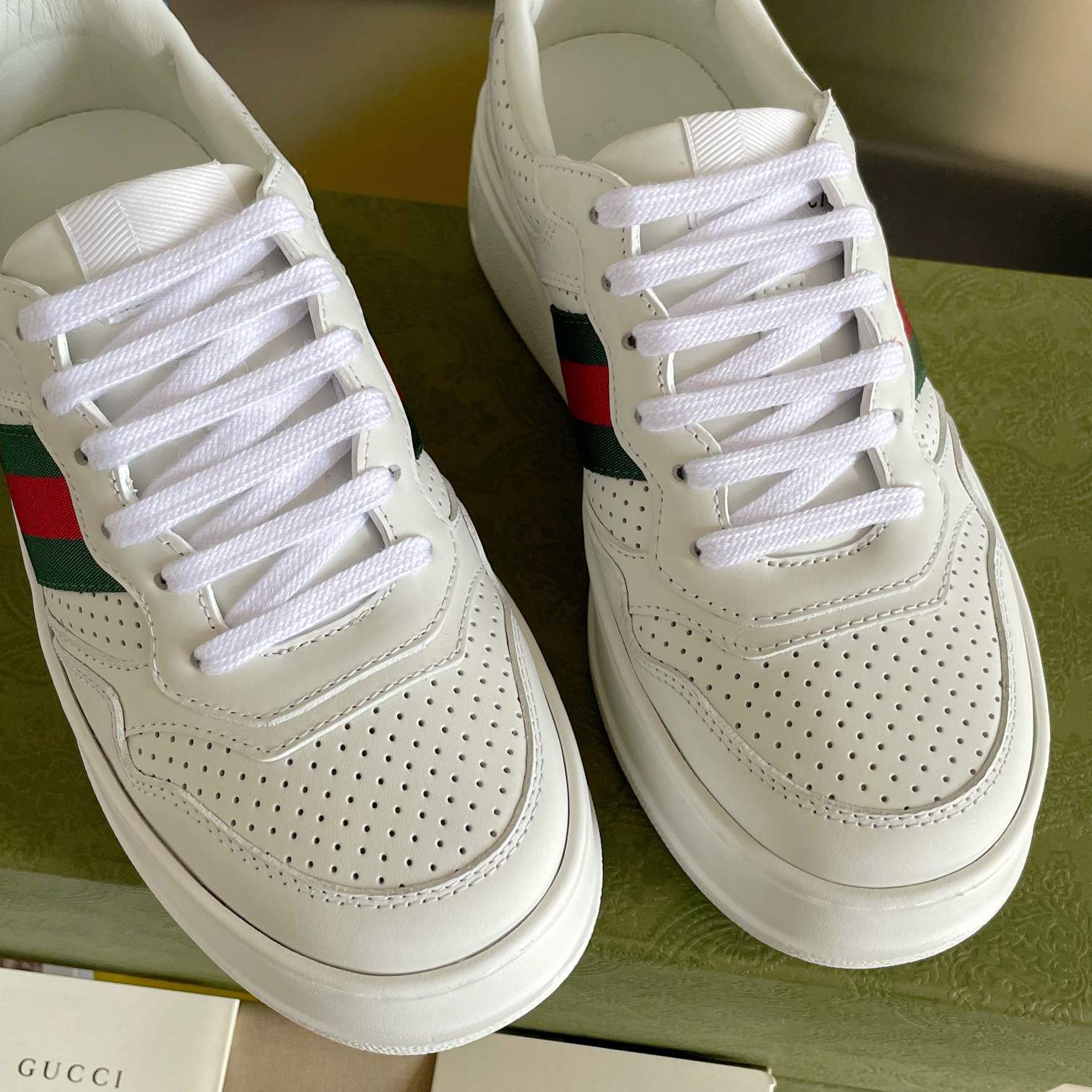 Gucci Sneakers-167