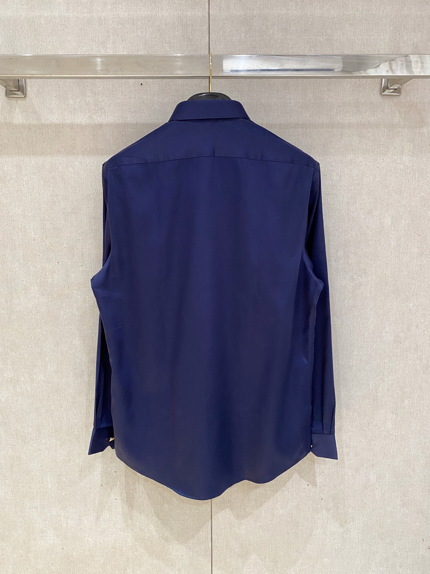 Gucci Clothing-136