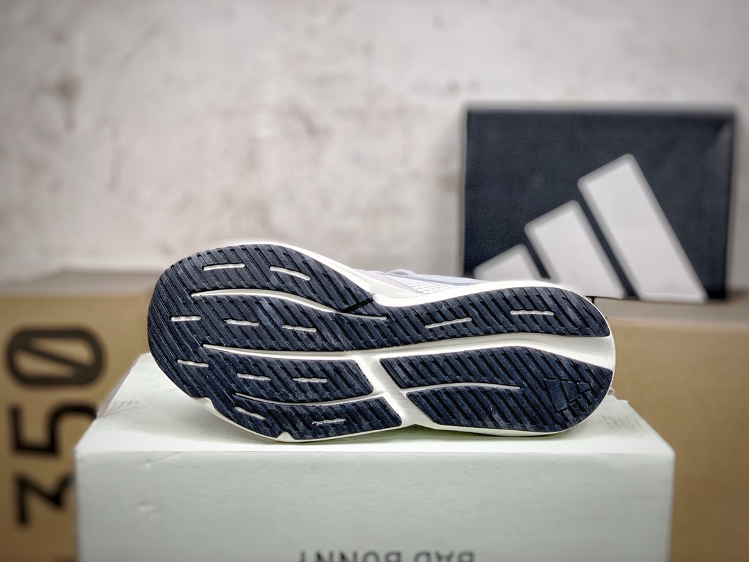 Adidas Sneakers-250