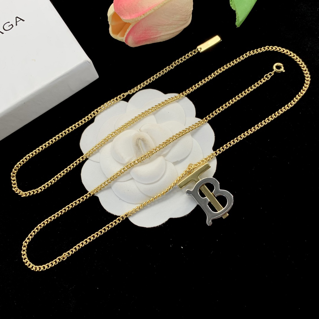 Balenciaga necklace-1