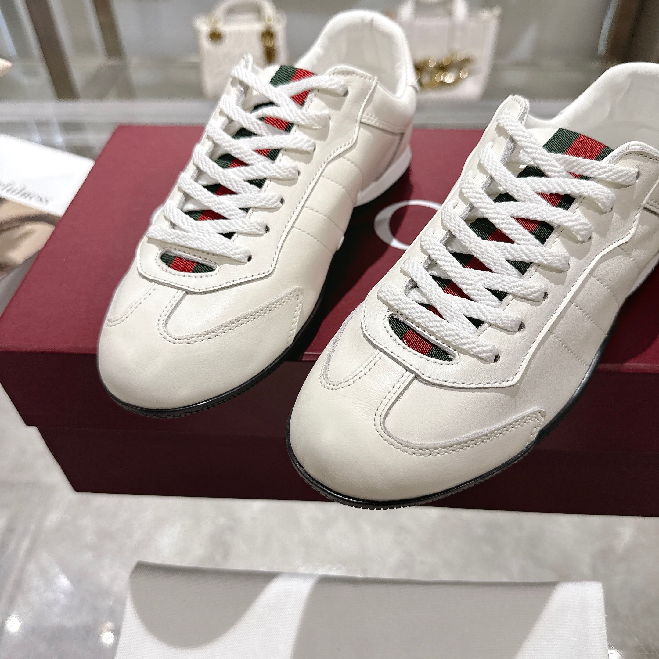 Gucci Sneakers-152
