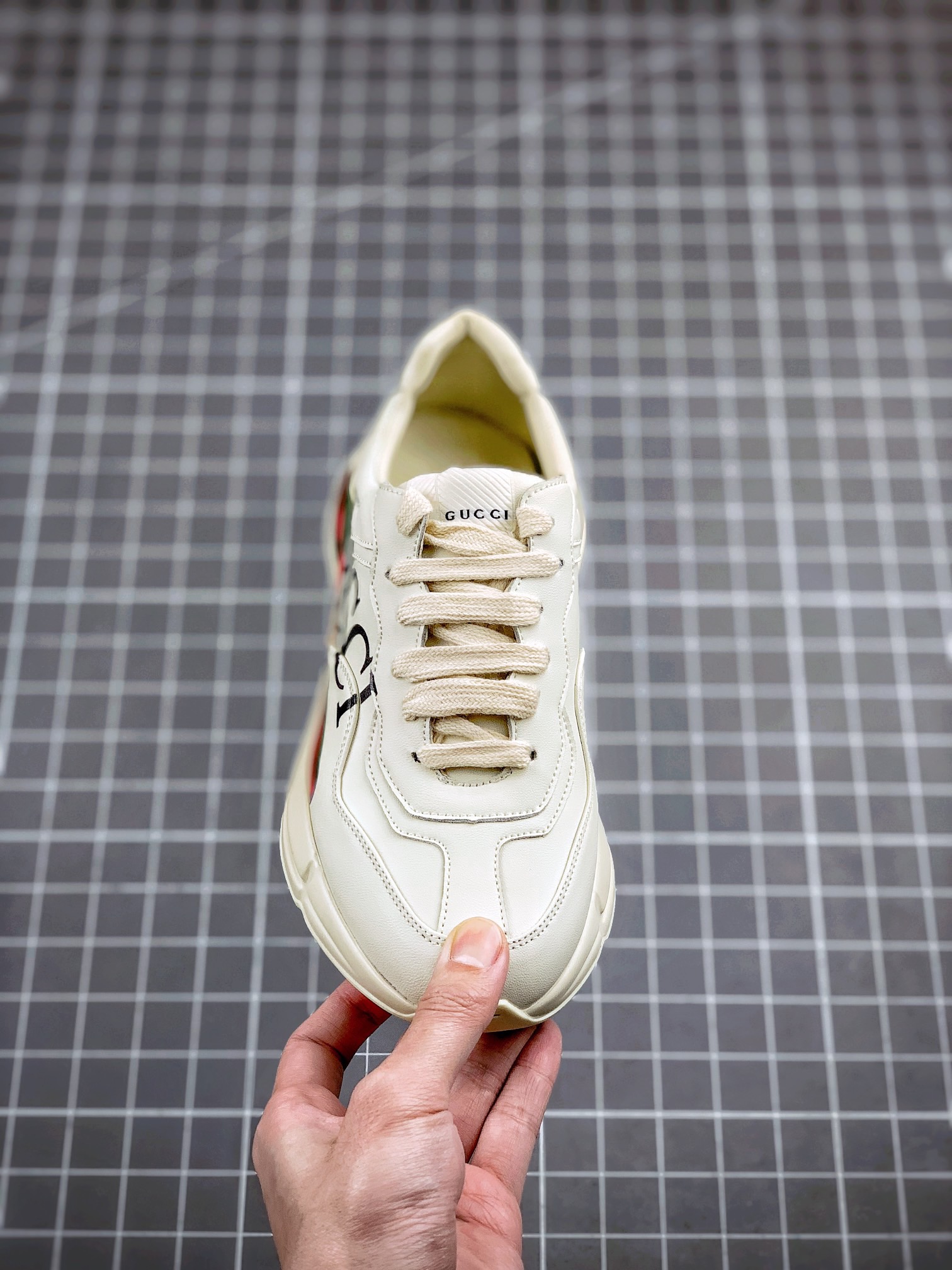 Gucci Sneakers-67
