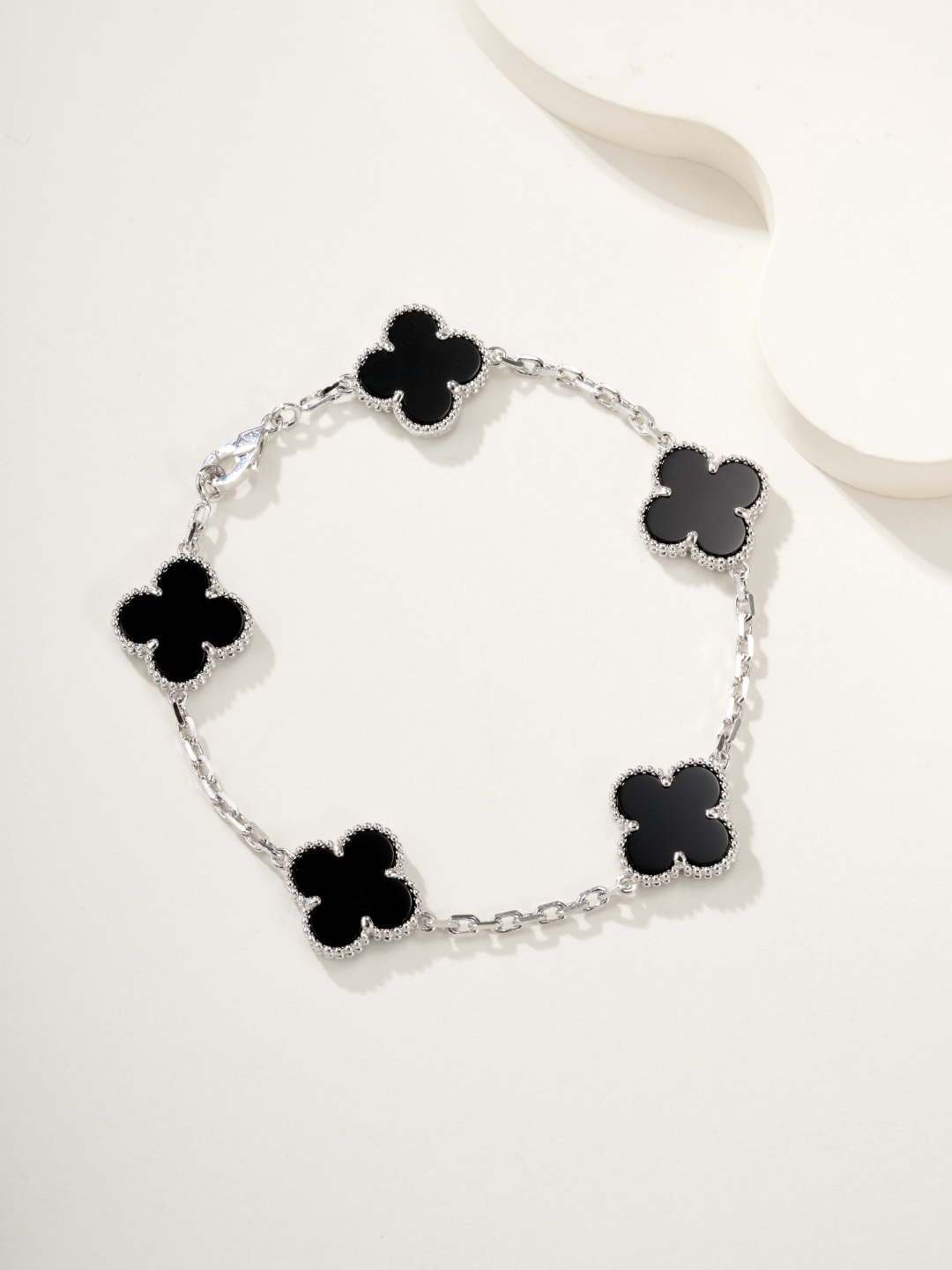 Van Cleef & Arpels Bracelet-62