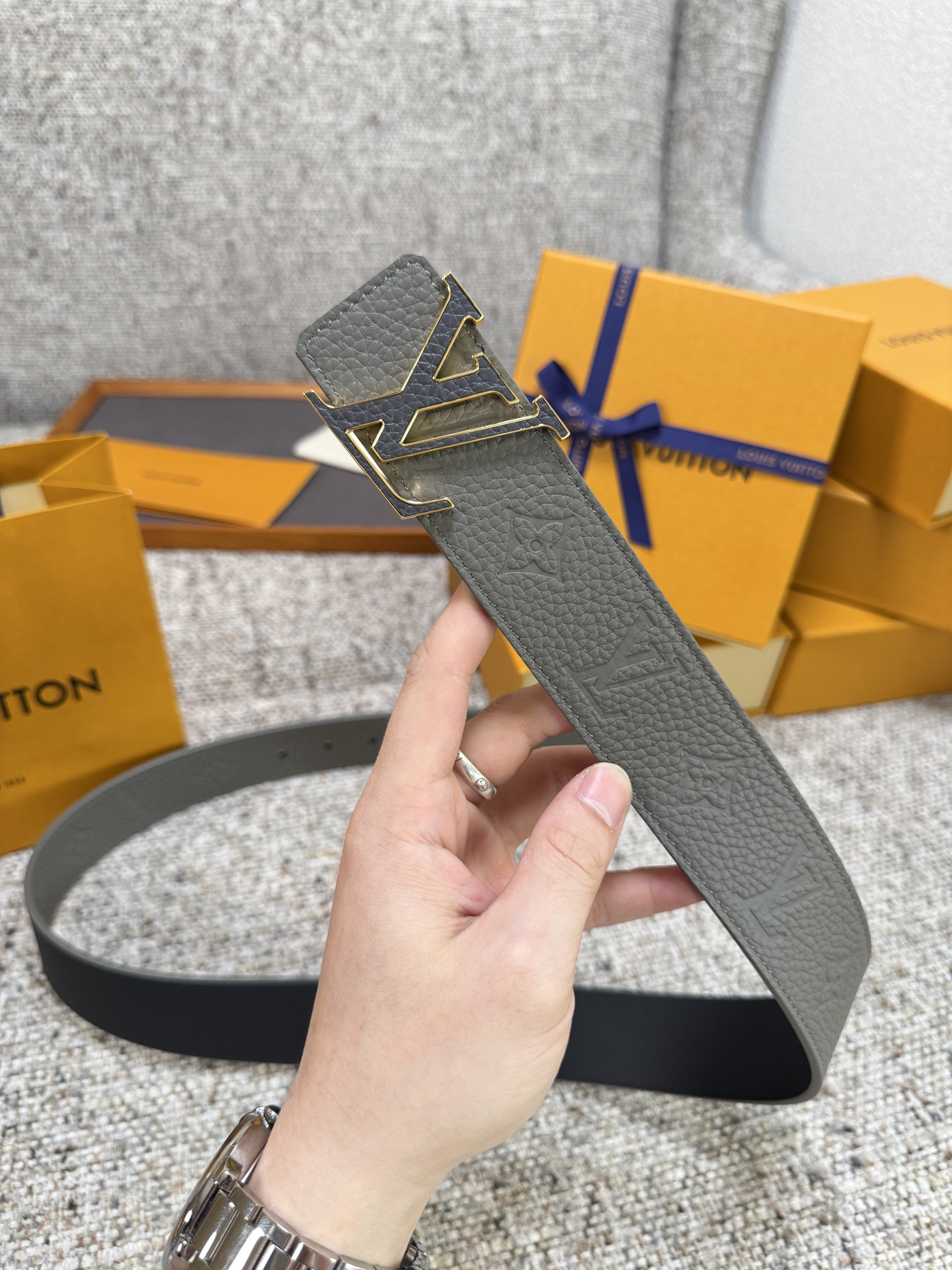 Lv belt-57