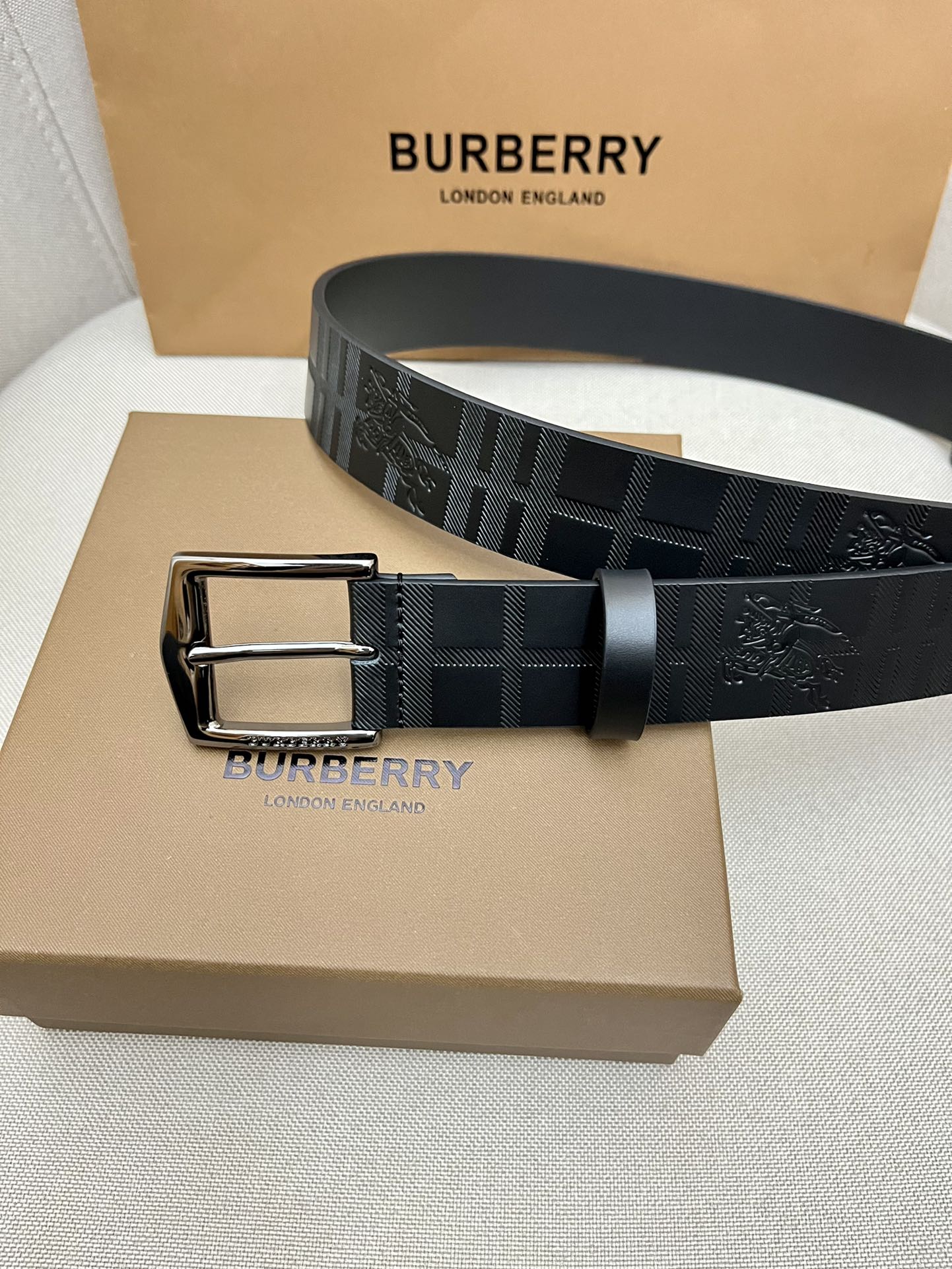 Burberry belt-24