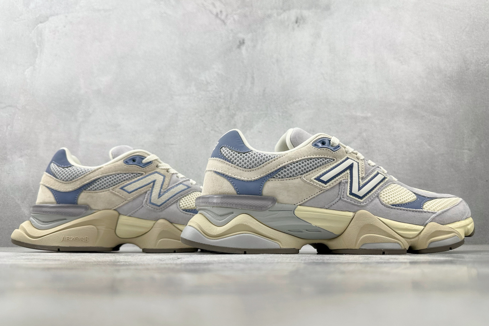 New Balance Sneakers-231