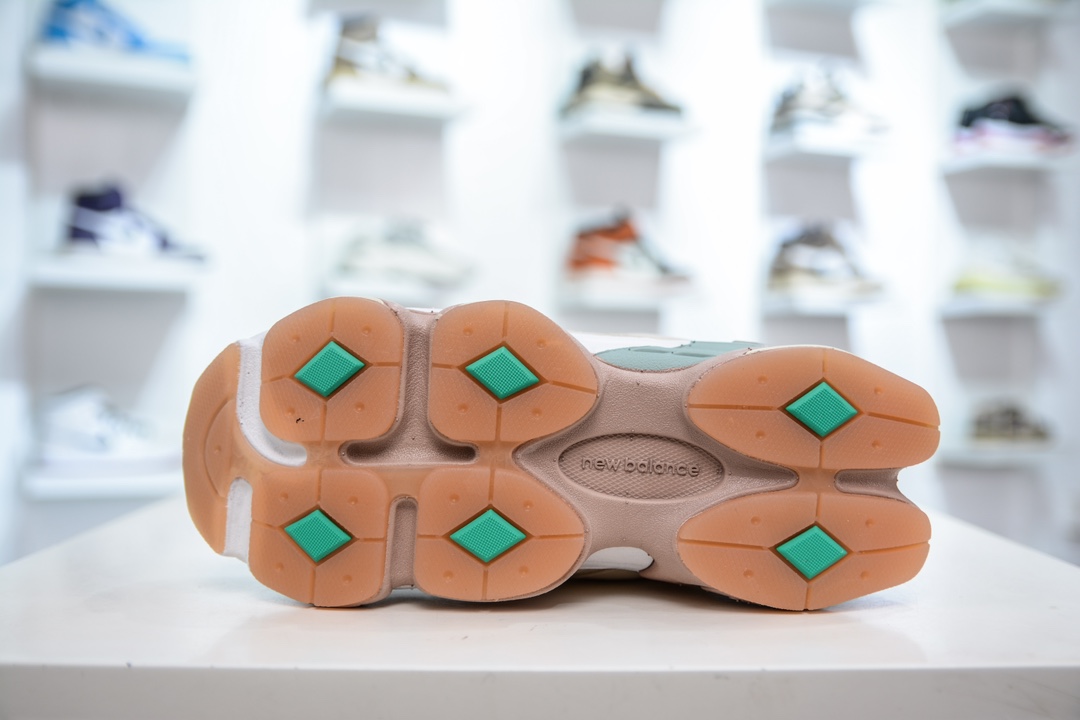 New Balance Sneakers-156