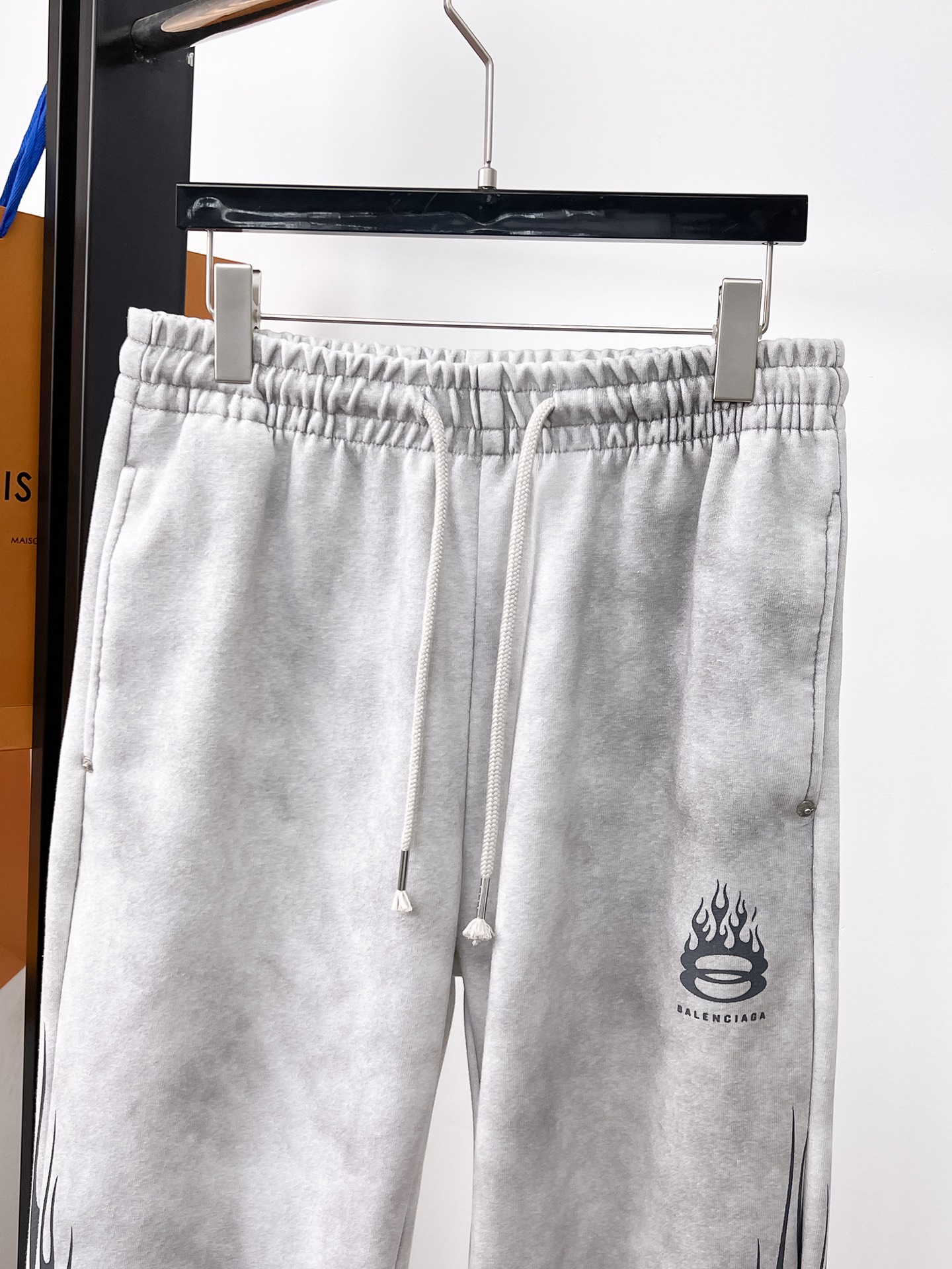 Balenciaga clothing-221