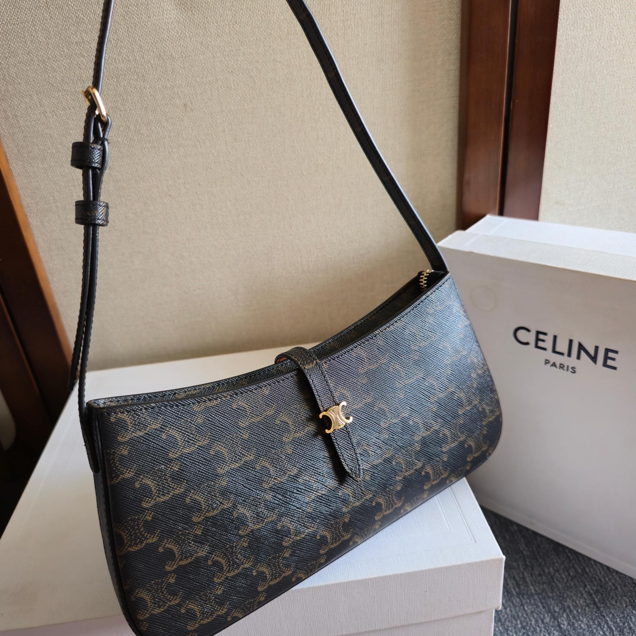 Celine Hot New Product-1