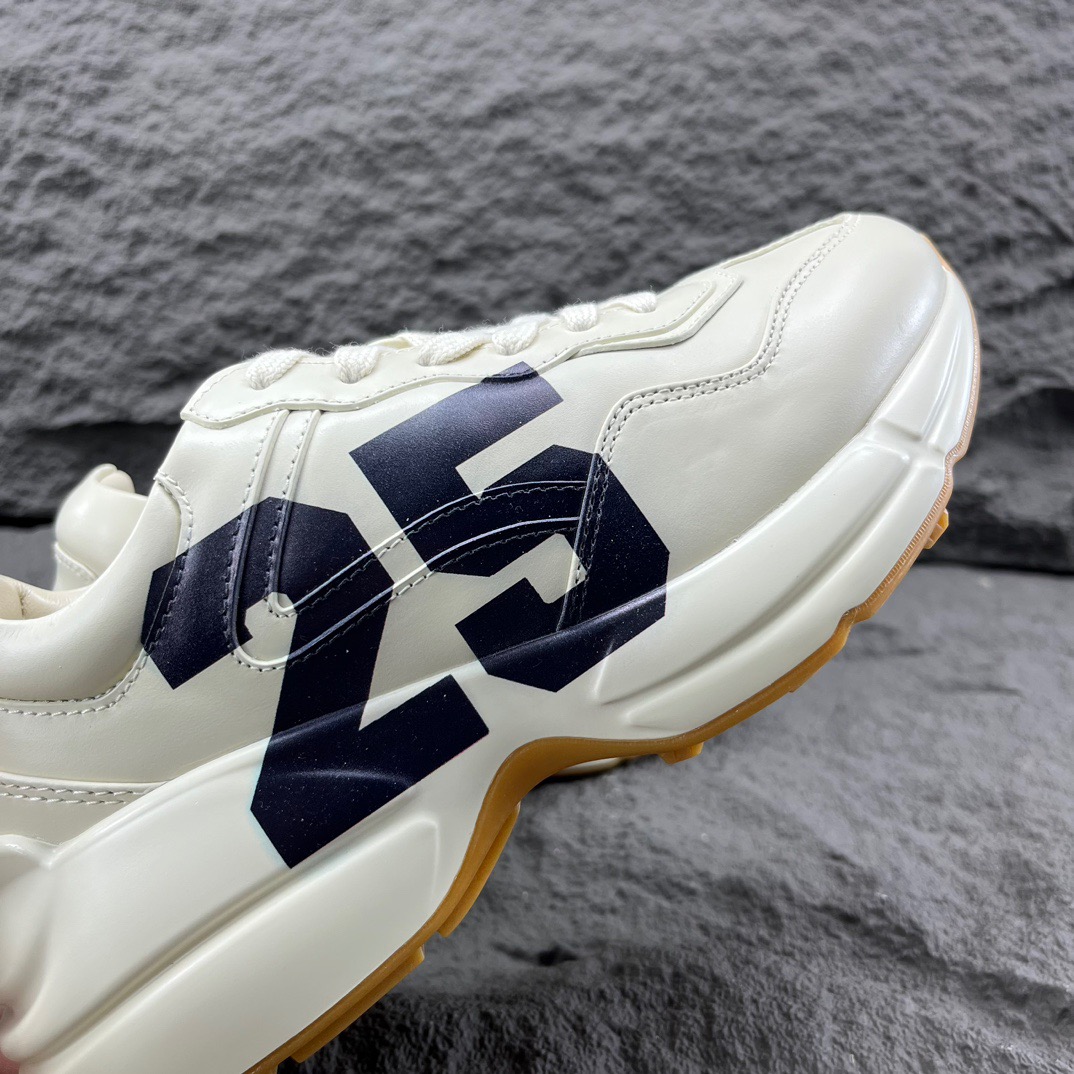 Gucci Sneakers-46