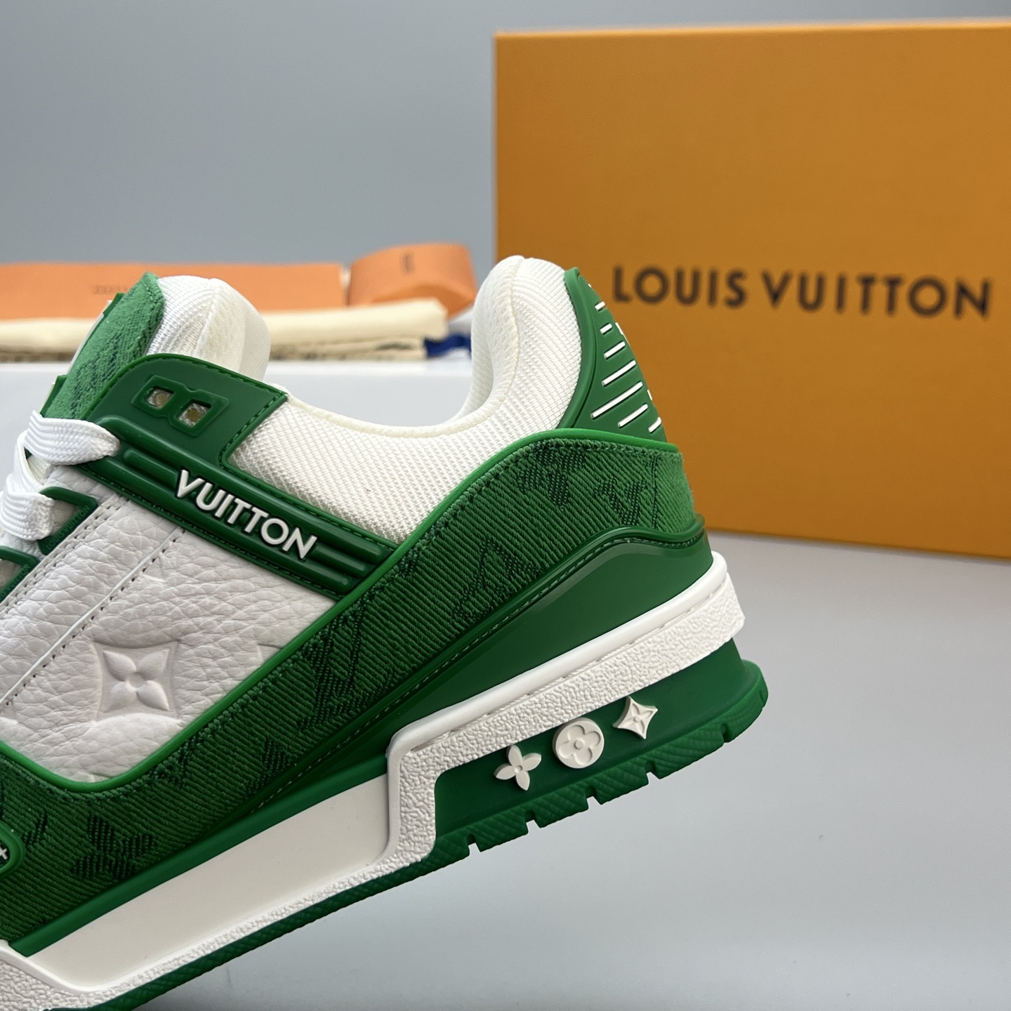 Lv Sneakers-134