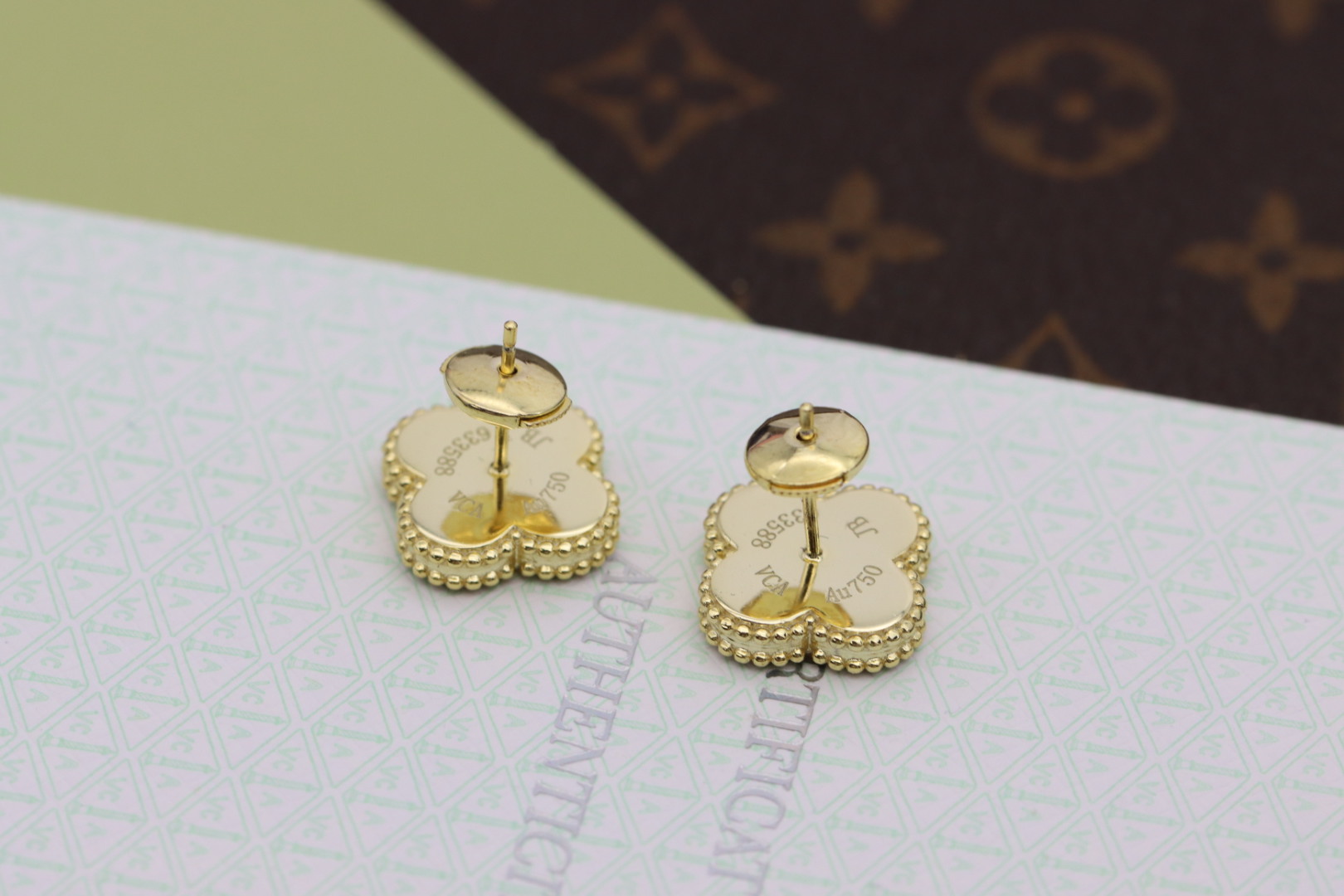 Van Cleef & Arpels earring-11