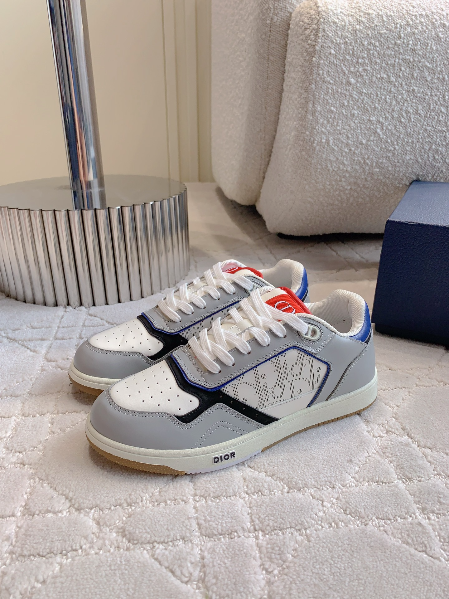 Dior Sneakers-112