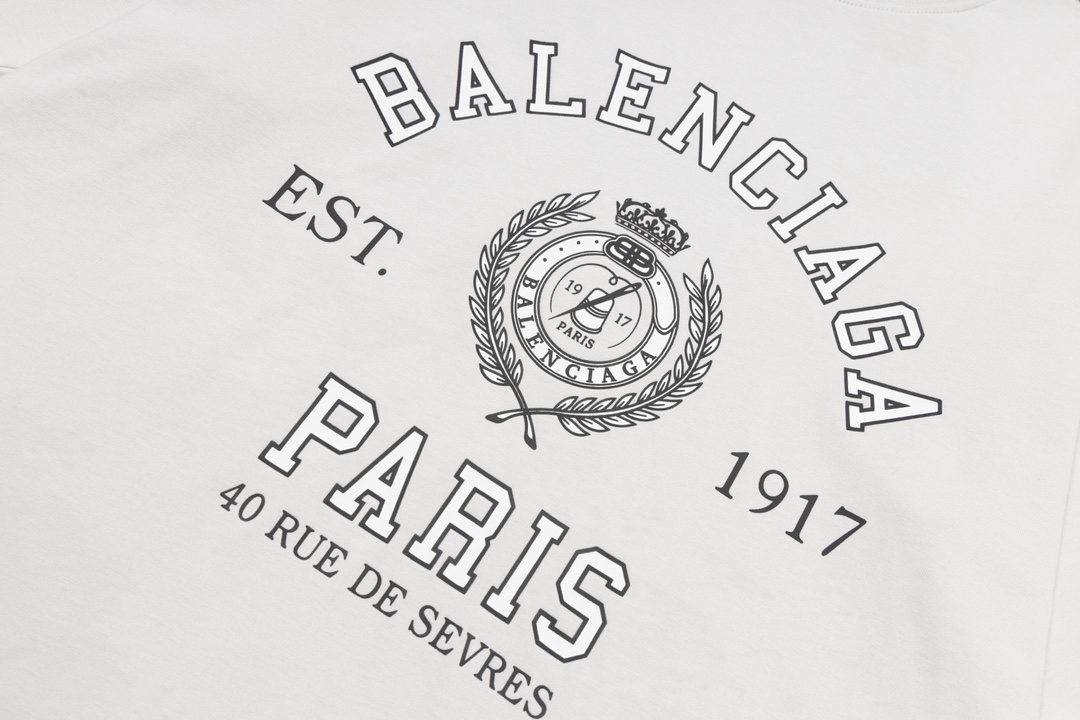 Balenciaga clothing-208