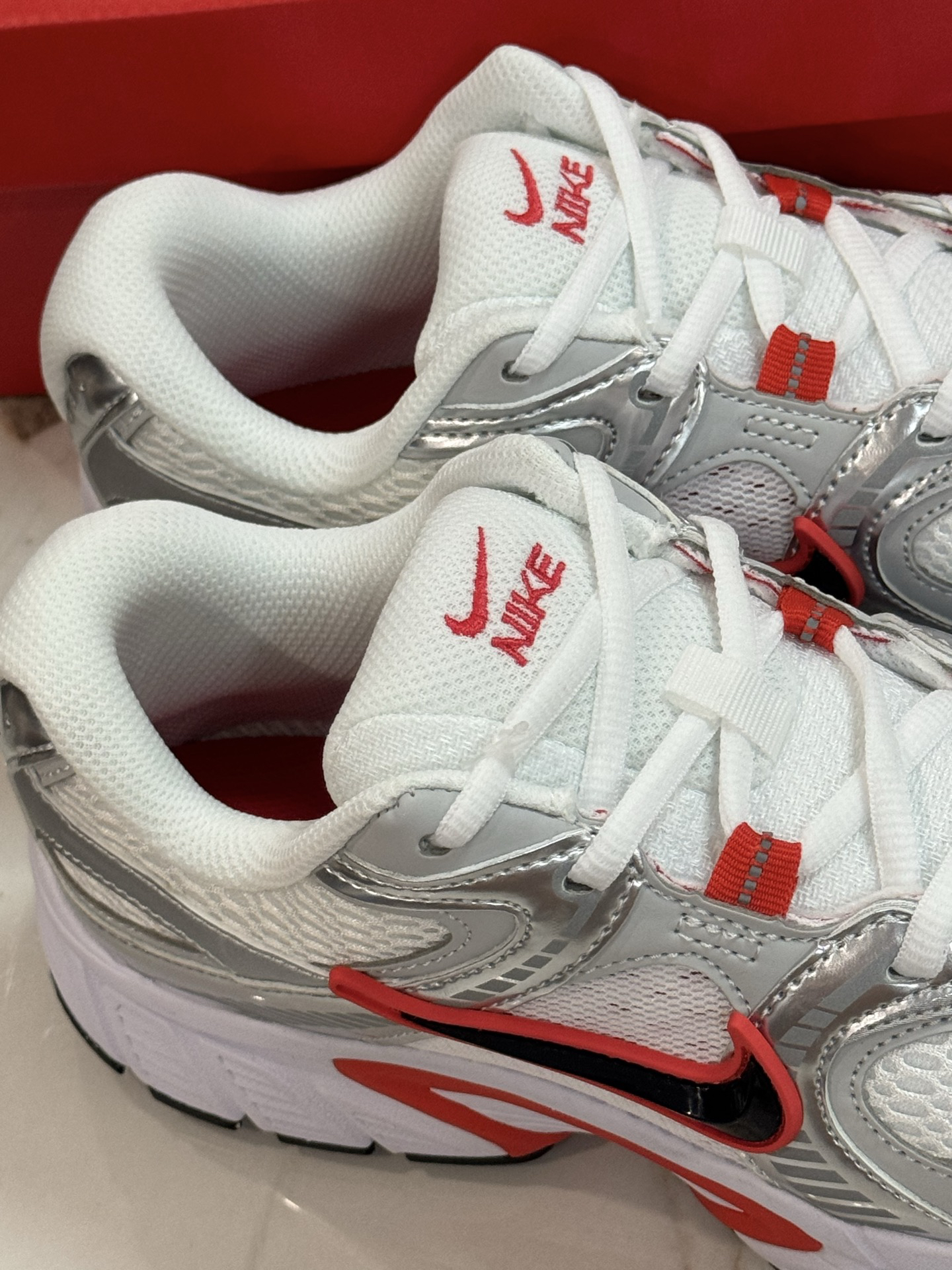 Nike Sneakers-256