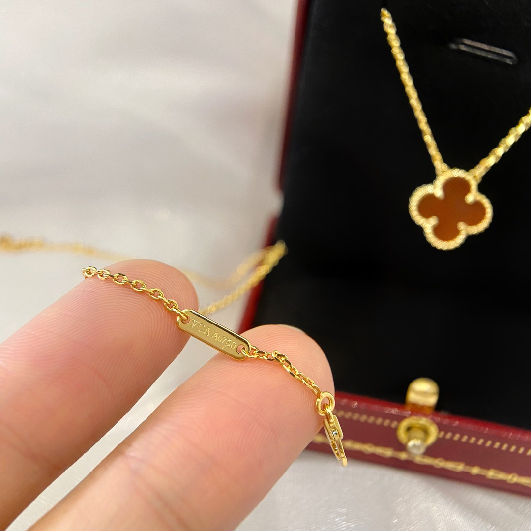 Van Cleef & Arpels necklace-36