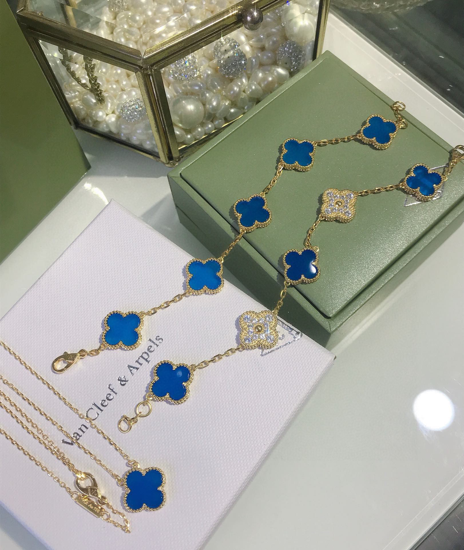 Van Cleef & Arpels Bracelet-60